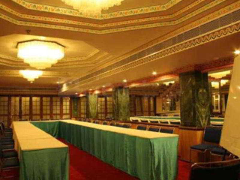 Hotel Grand Sartaj Нью-Дели Экстерьер фото