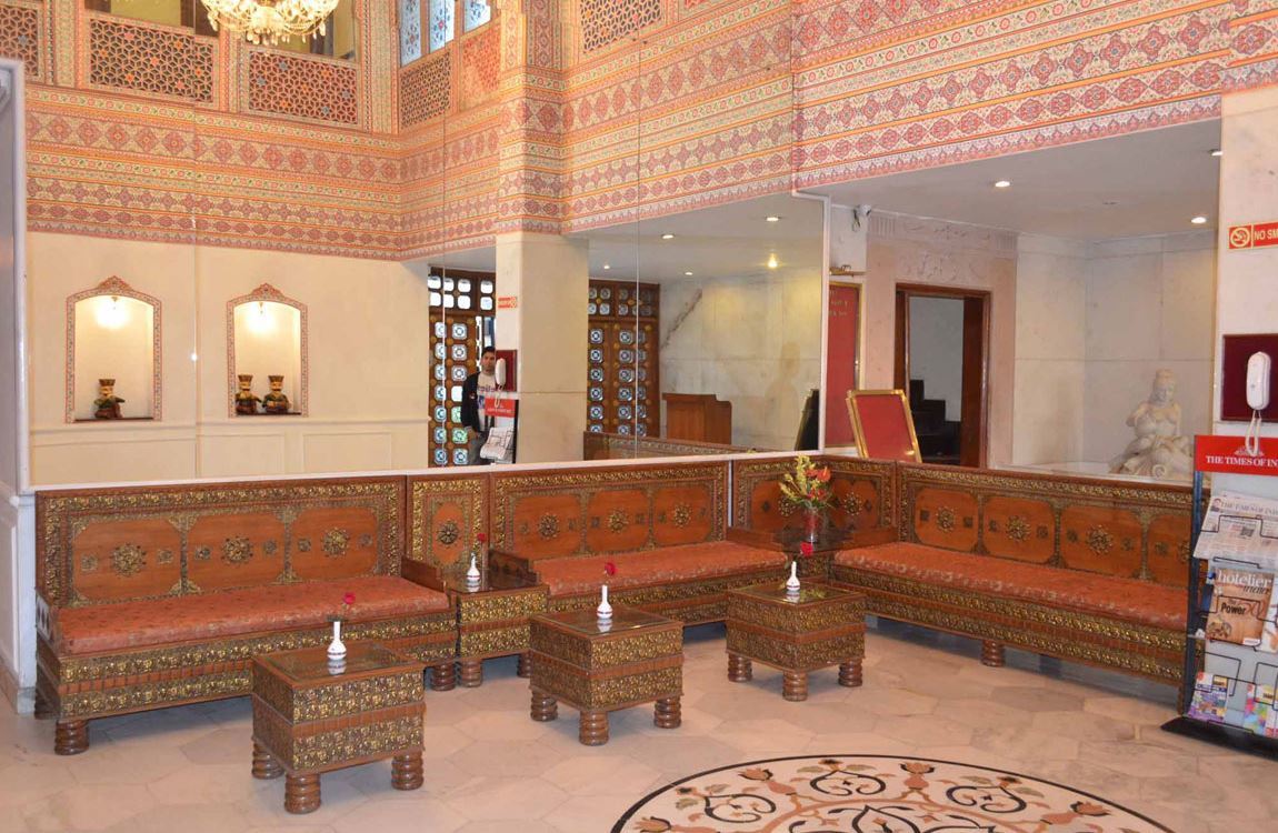 Hotel Grand Sartaj Нью-Дели Экстерьер фото